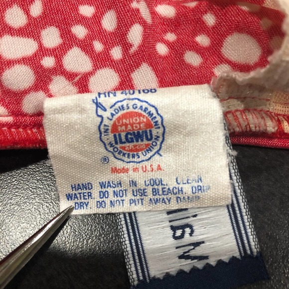 Vintage Mainstream Bow Front Red White Dot One Piece Swimsuit USA 80s 90s - Picture 13 of 13